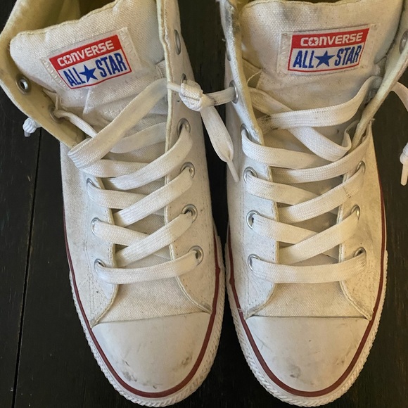 Women’s converse shoes - Picture 1 of 4